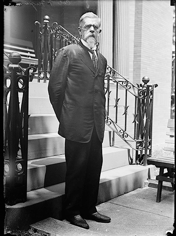 Picture of Lt. Col. Frederick Füger standing outside of a building.