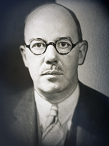 Photo of  James Houghteling